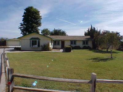 470 South Anderson Road Exeter, CA 93221 - Photo 1 of 8 House front