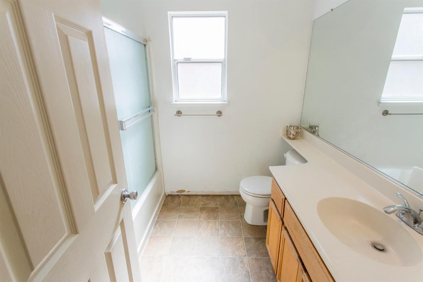 415 Ward Road Los Banos, CA 93635 - Photo 4 of 12 Gallery Image 4