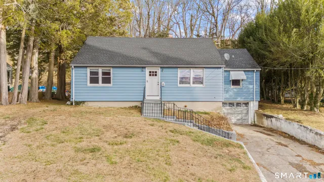 $299,900 | 46 North Cliff Street, Ansonia, CT 06401