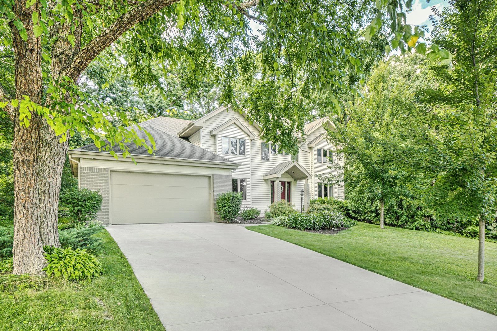 7126 New Washburn Way Madison, WI 53719 - Photo 2 of 51