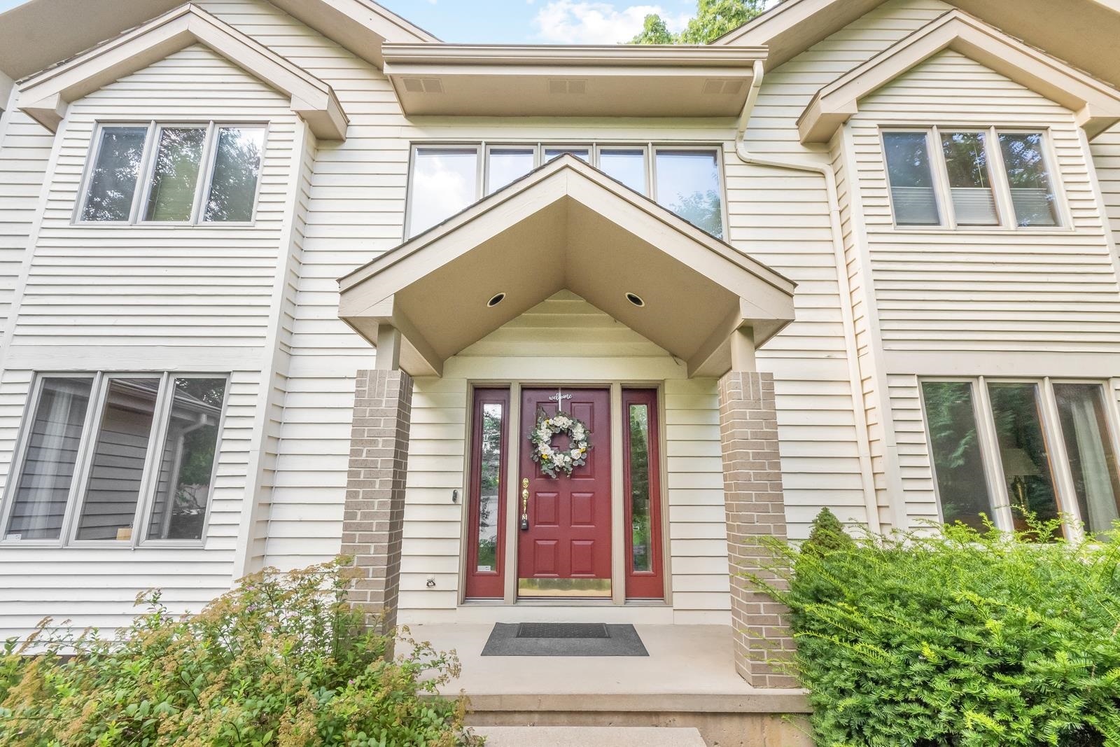 7126 New Washburn Way Madison, WI 53719 - Photo 3 of 51