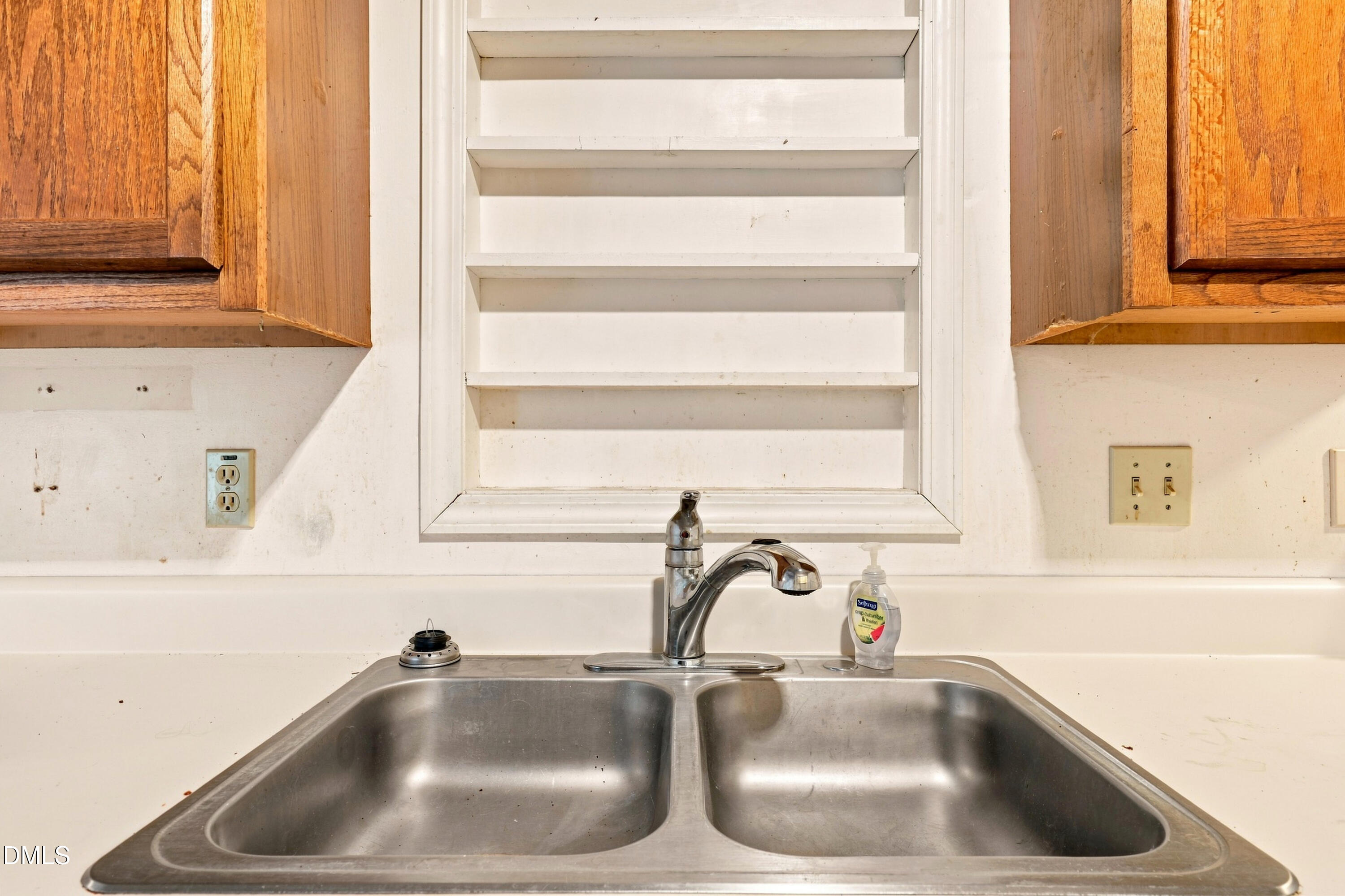 7912 Smith Road Apex, NC 27539 - Photo 21 of 35 Kitchen