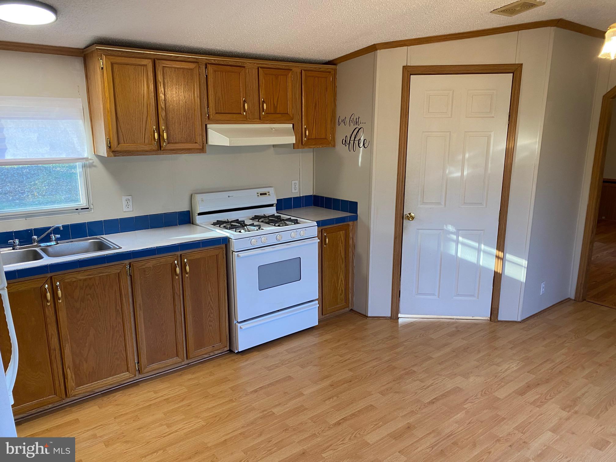 311 Haymaker Road Hedgesville, WV 25427 - Photo 8 of 25