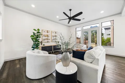 $649,000 | 1012 Robin Street, Houston, TX 77019