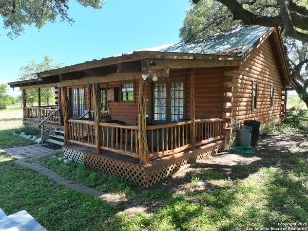 $659,000 | 173 Private Road 3820, Utopia, TX 78884