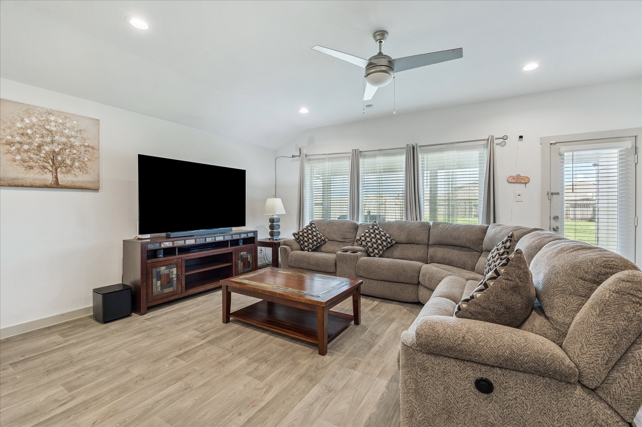 1115 Della Lane Rosharon, TX 77583 - Photo 11 of 28