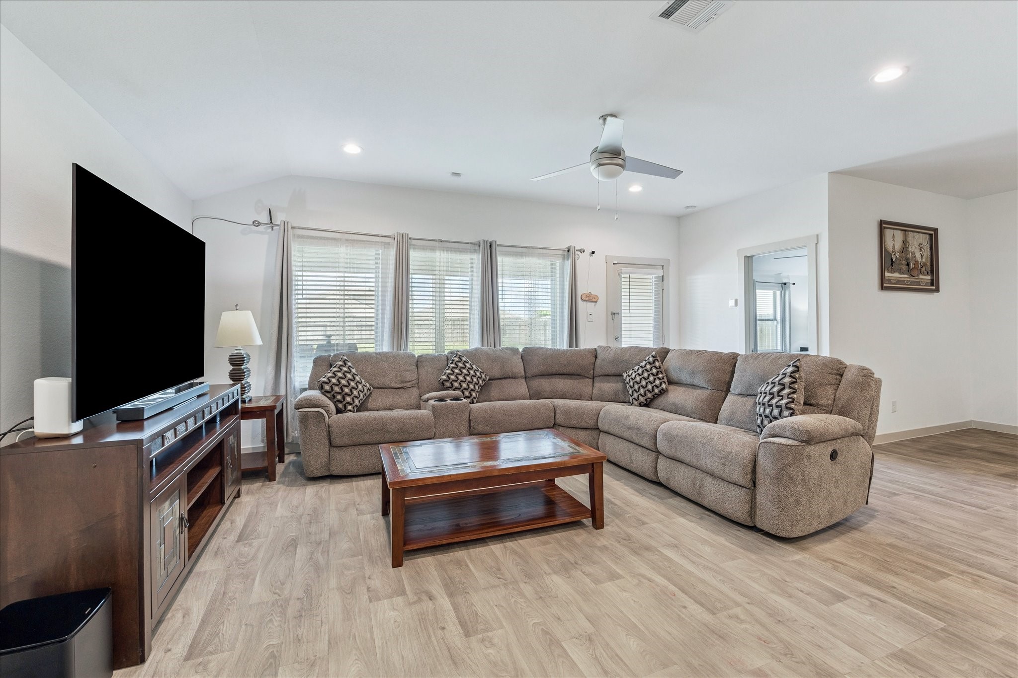 1115 Della Lane Rosharon, TX 77583 - Photo 12 of 28