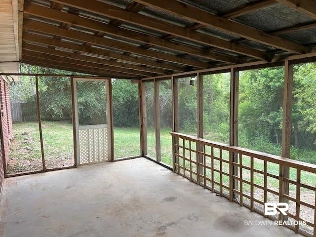15602 Wrangler Road Summerdale, AL 36580 - Photo 4 of 14 Screened in patio