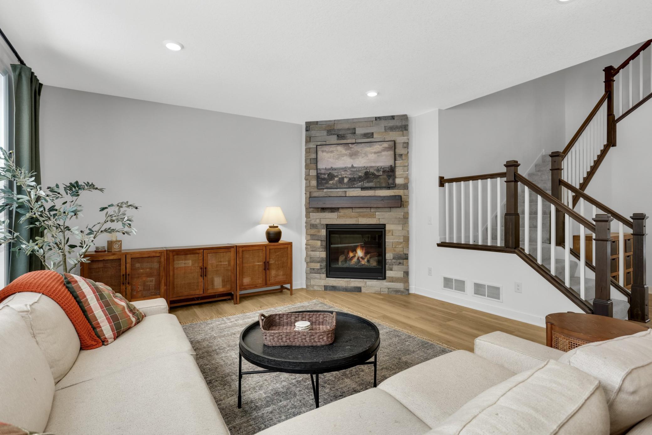 1149 74th Court East Inver Grove Heights, MN 55077 - Photo 4 of 37