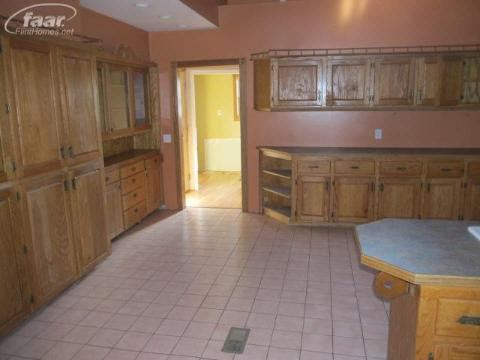 5943 Lytle Road Corunna, MI 48817 - Photo 13 of 36 20181480-12.JPG
