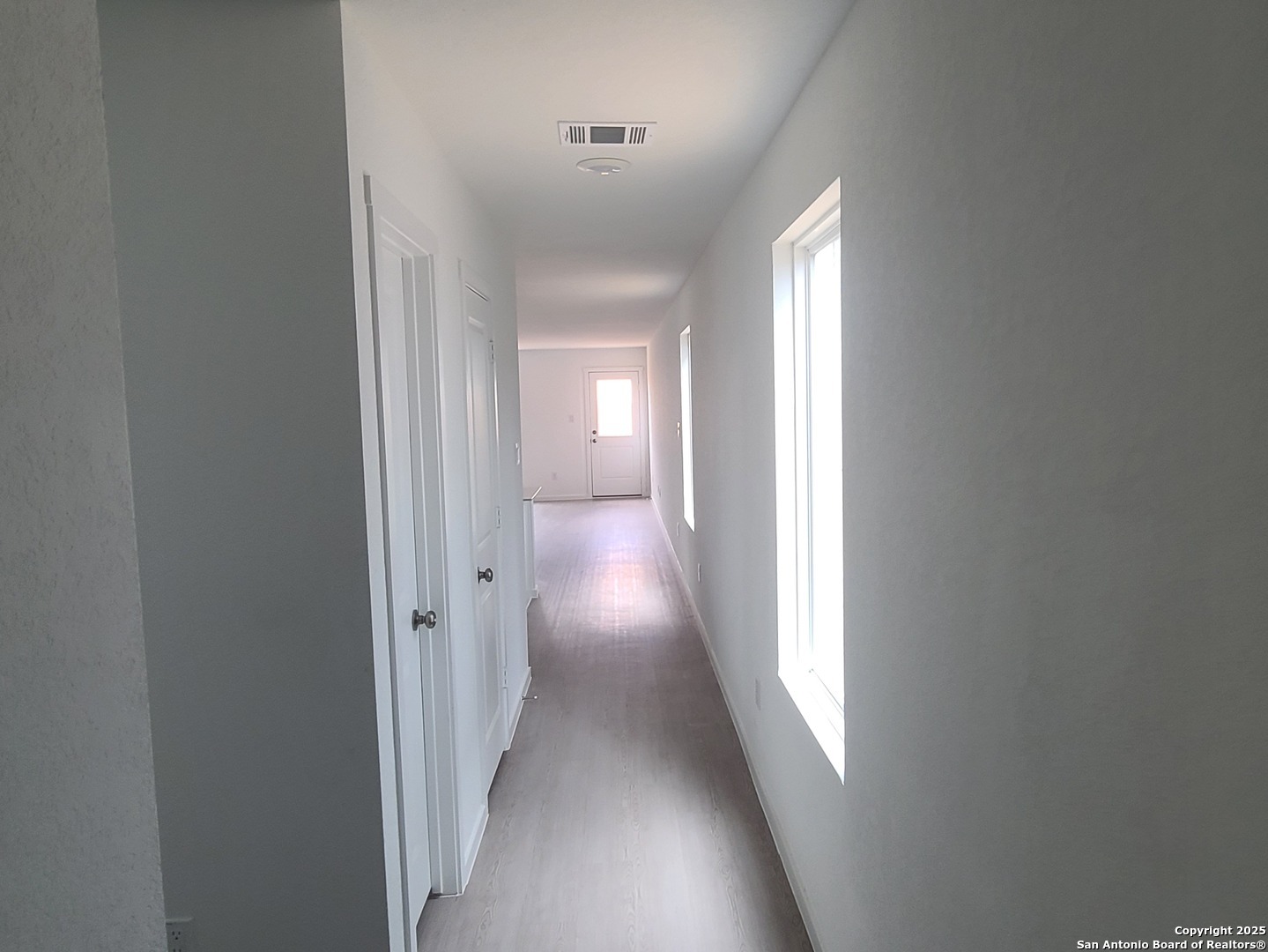 4965 Daisy Blossom Converse, TX 78109 - Photo 4 of 23 a view of gallery