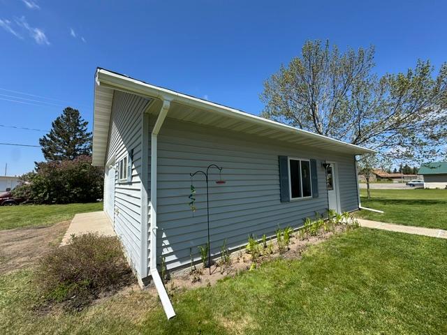 901 5th Street Northeast Staples, MN 56479 - Photo 17 of 75