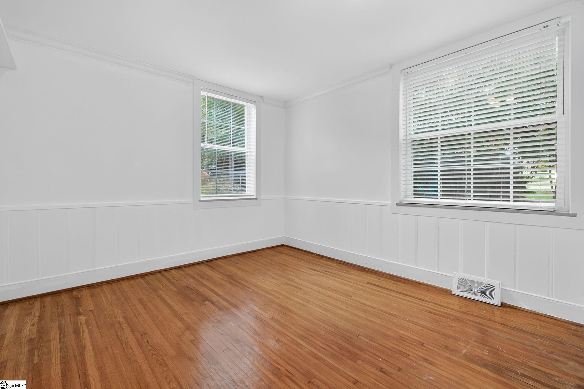 102 McBee Avenue Easley, SC 29640 - Photo 21 of 44