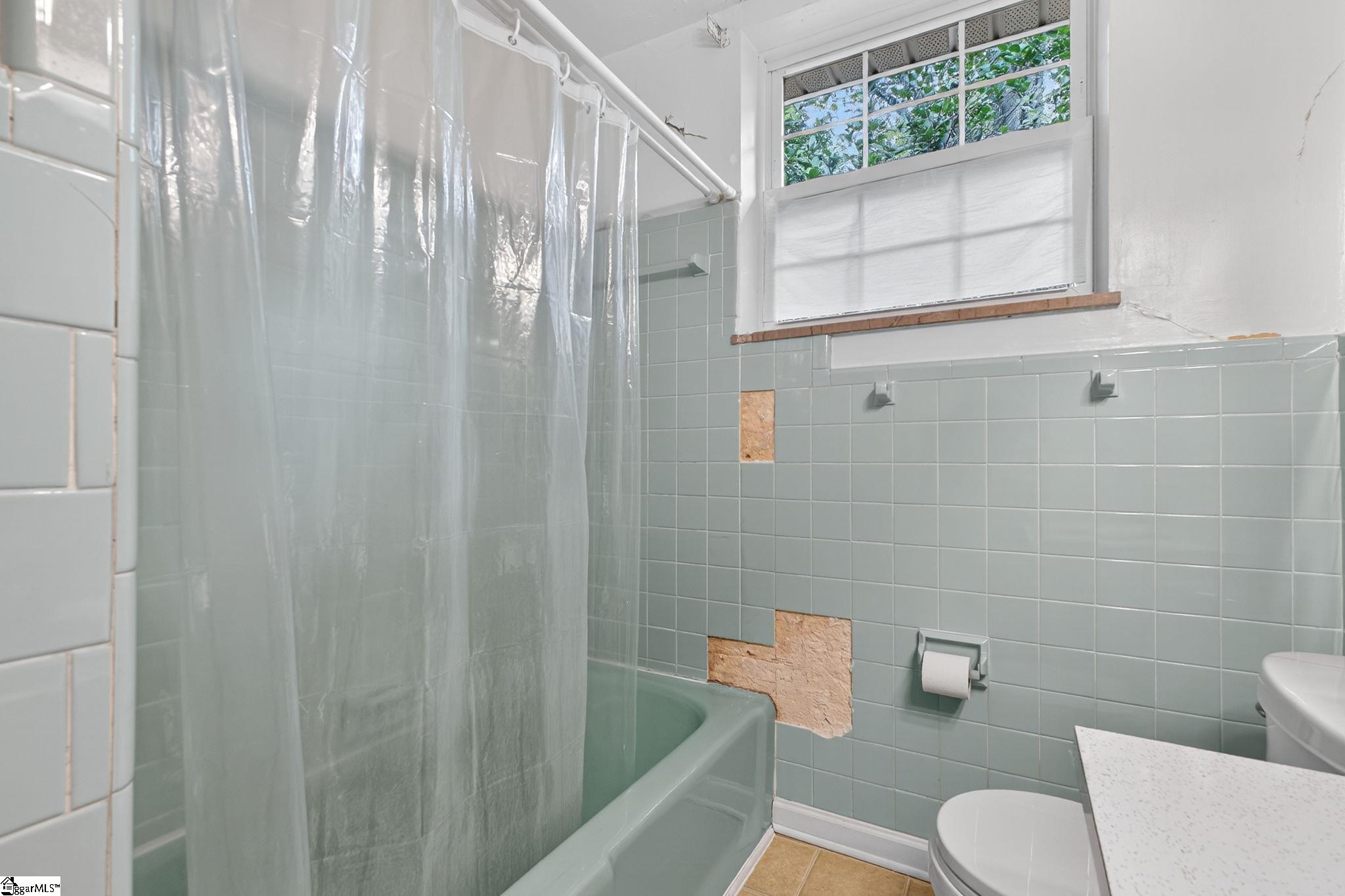 102 McBee Avenue Easley, SC 29640 - Photo 28 of 44