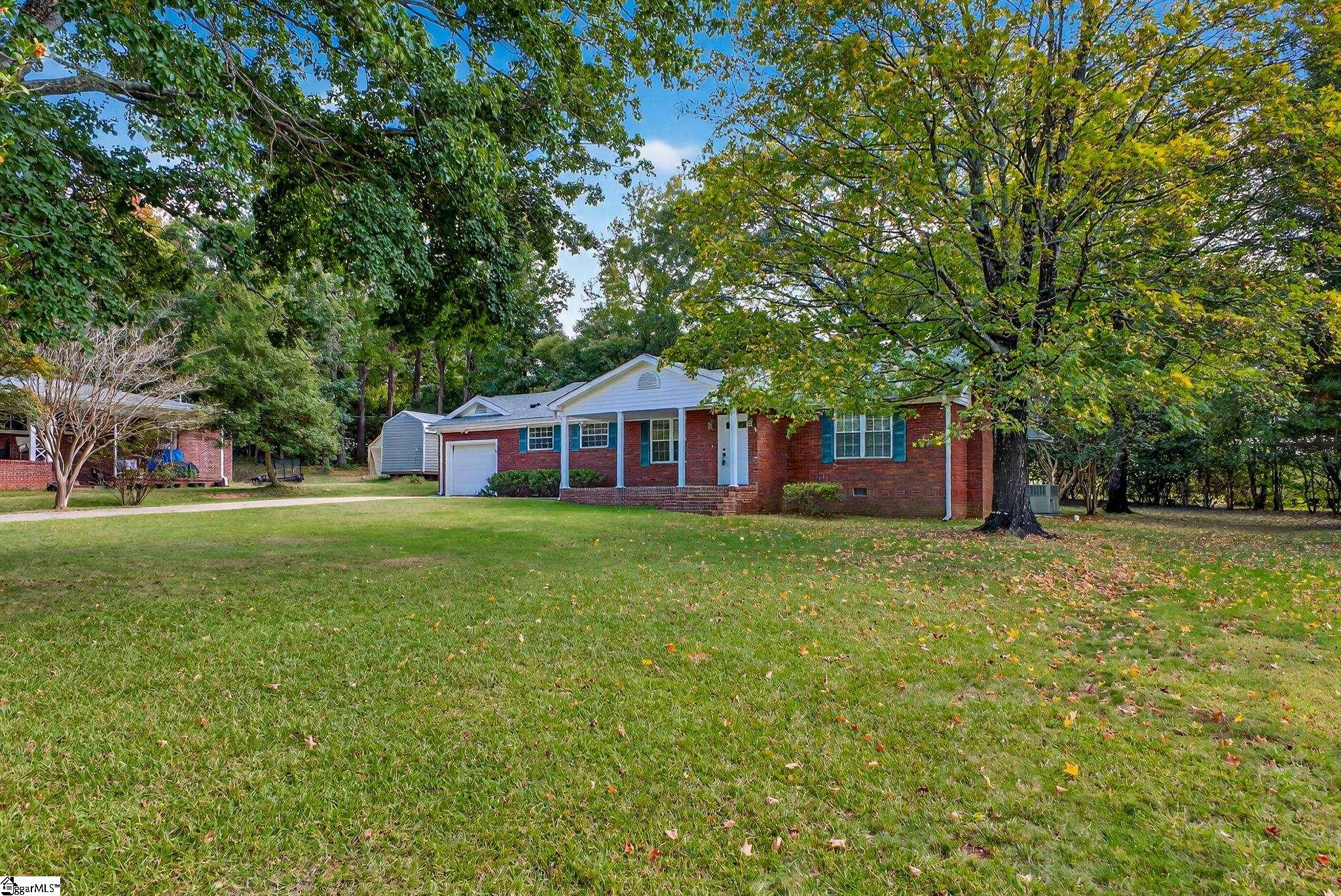 102 McBee Avenue Easley, SC 29640 - Photo 36 of 44