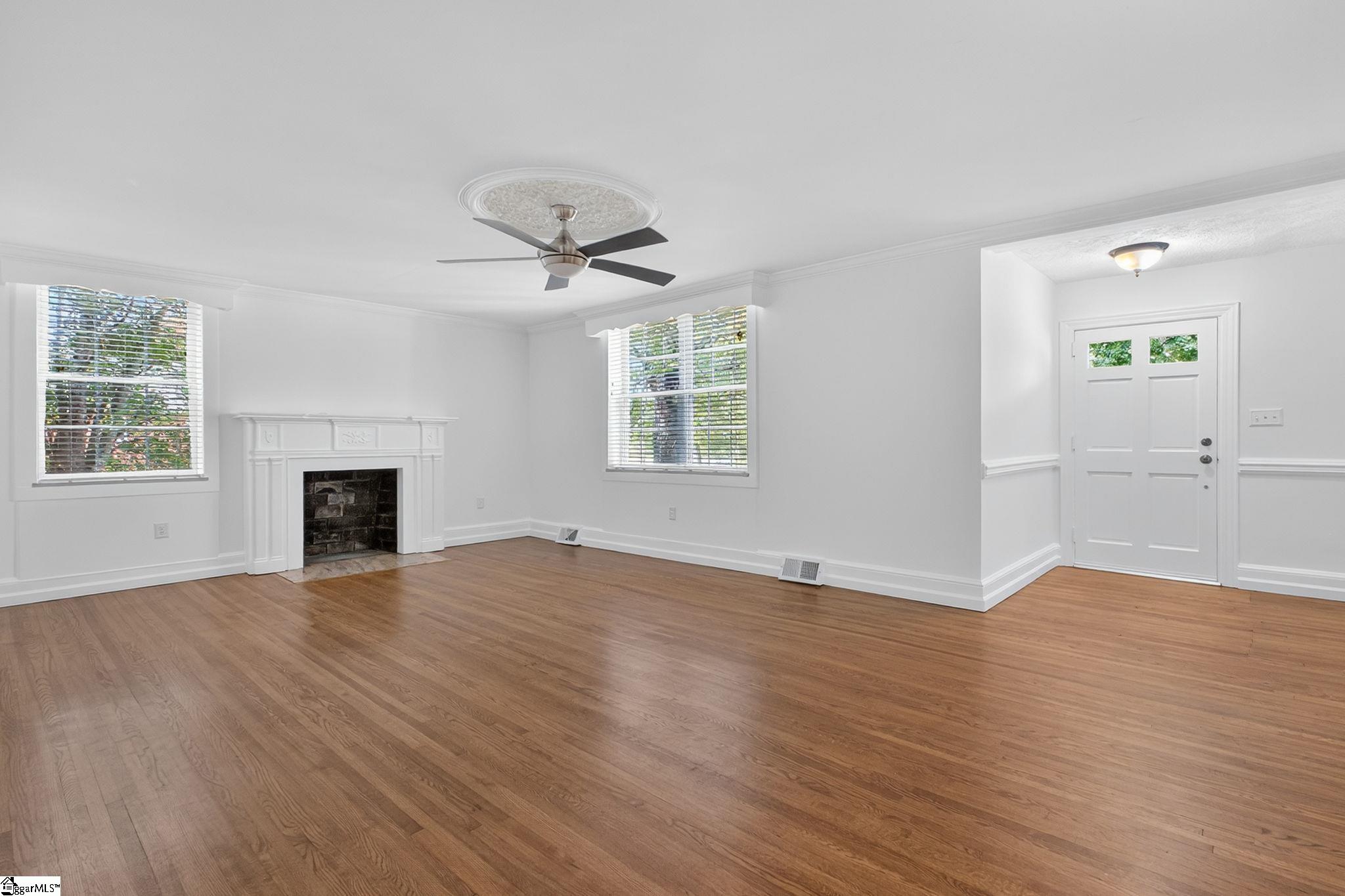 102 McBee Avenue Easley, SC 29640 - Photo 8 of 44