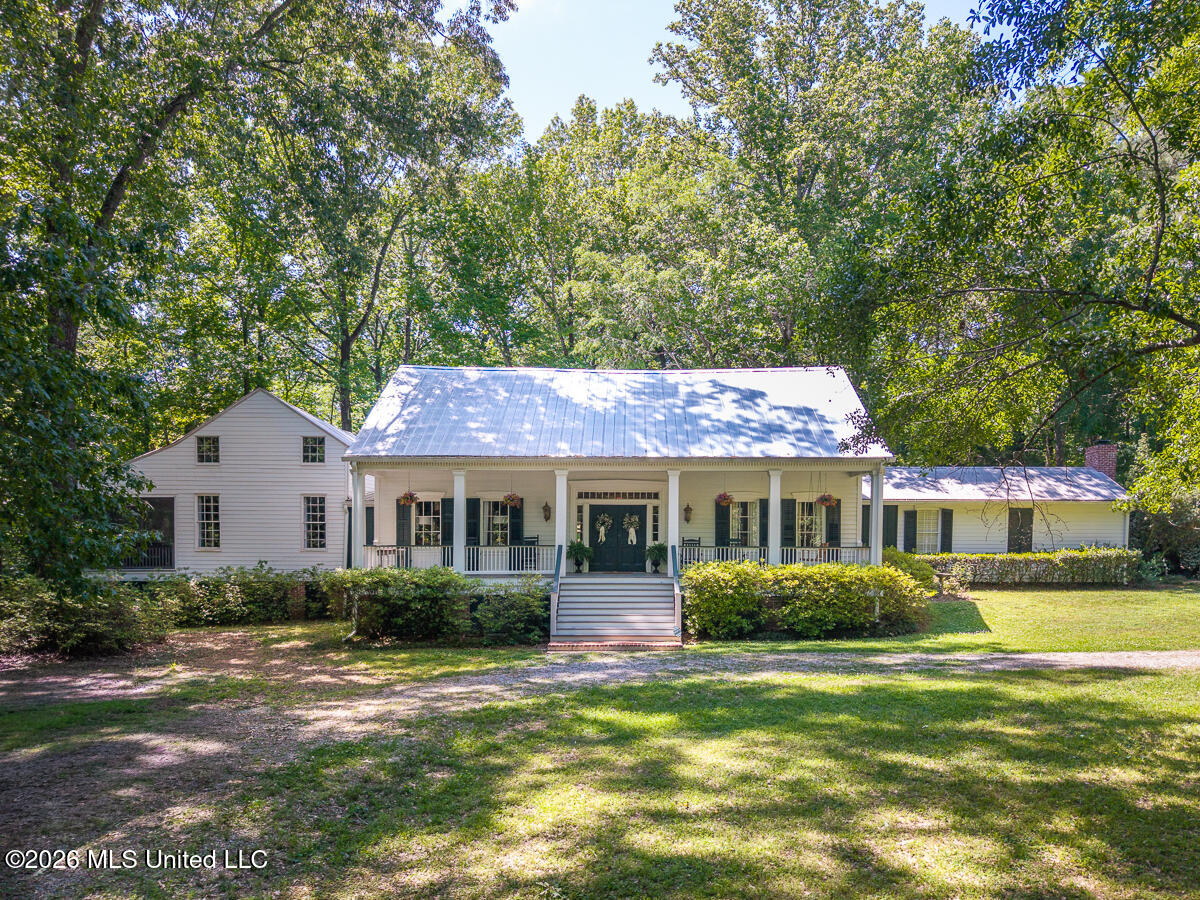 14 Marshall Road Natchez, MS 39120 - Photo 3 of 82 14MarshallRd_LoRes-62