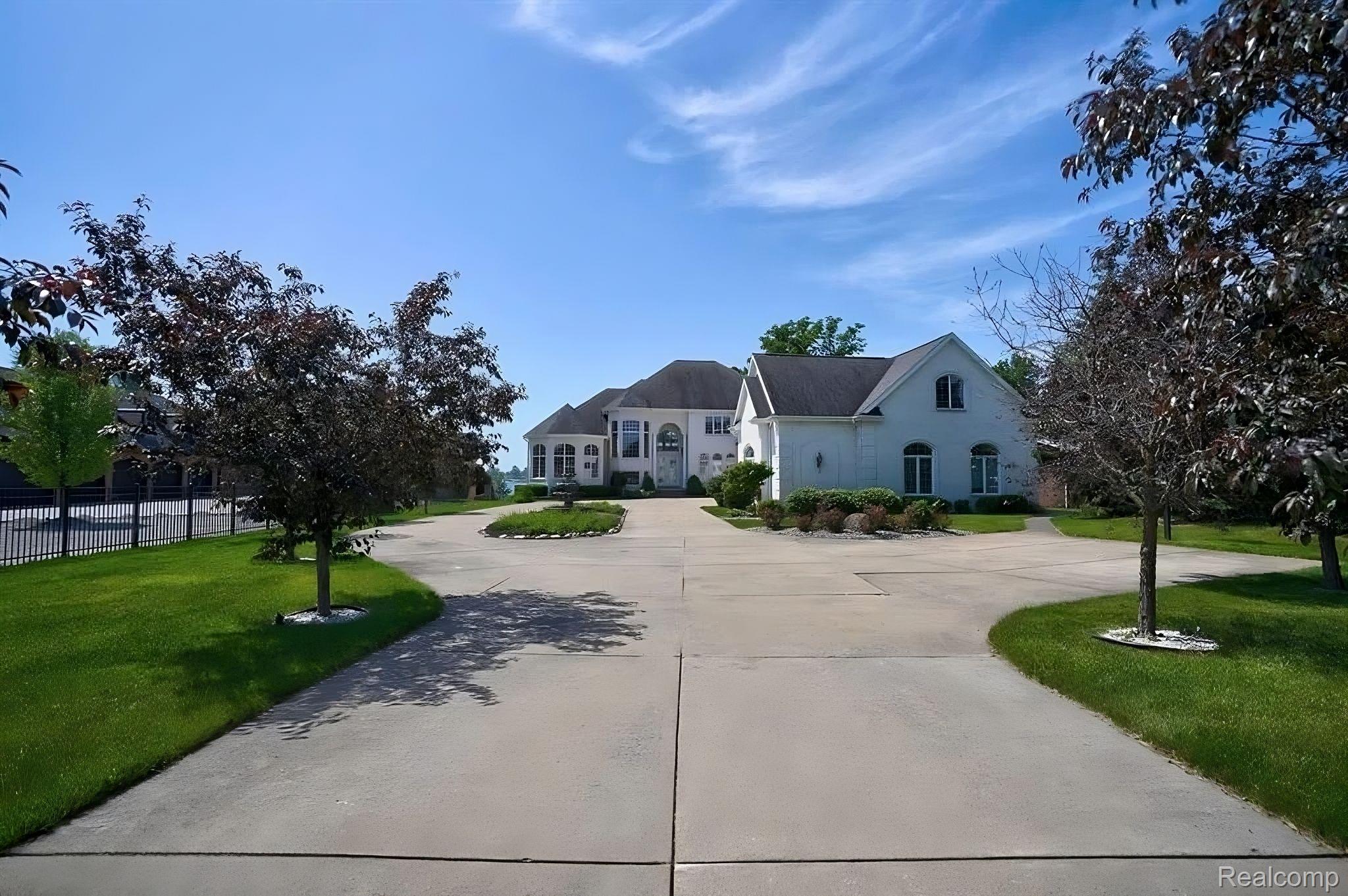 2571 North Long Lake Road Fenton, MI 48430 - Photo 78 of 78