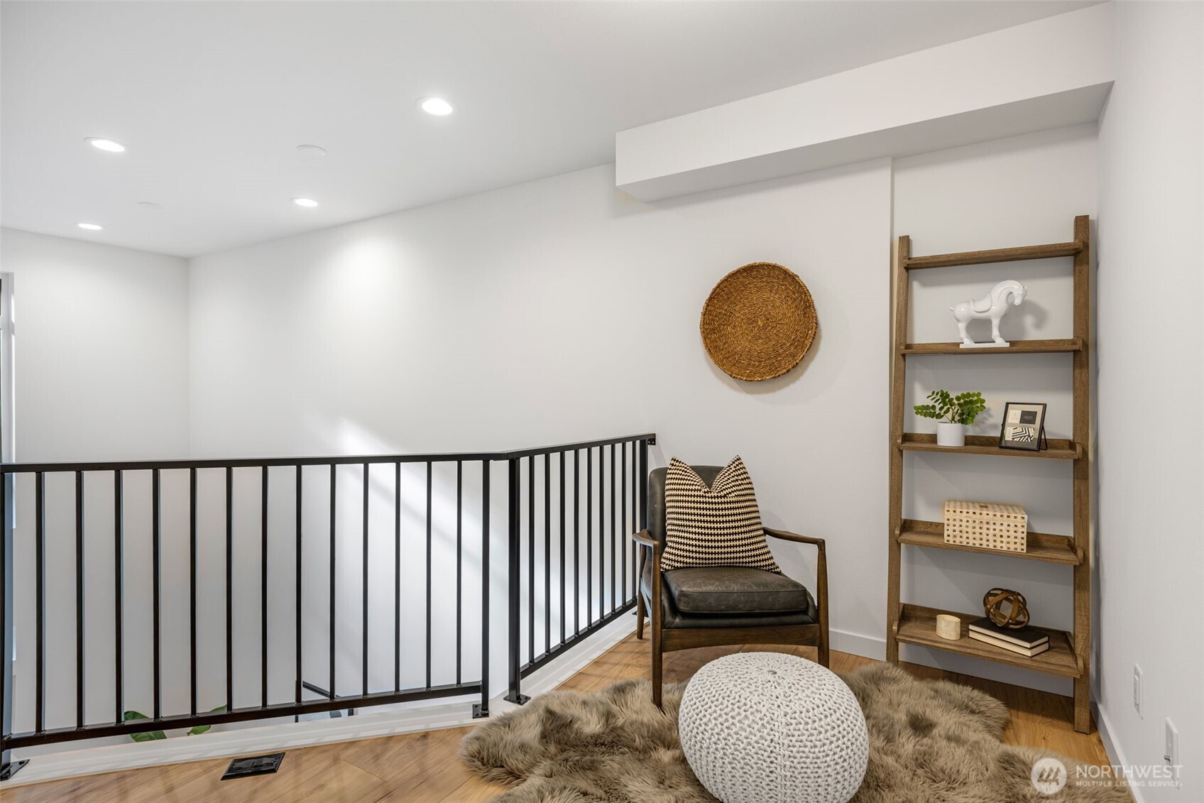 2108 1st Avenue North Seattle, WA 98109 - Photo 14 of 30