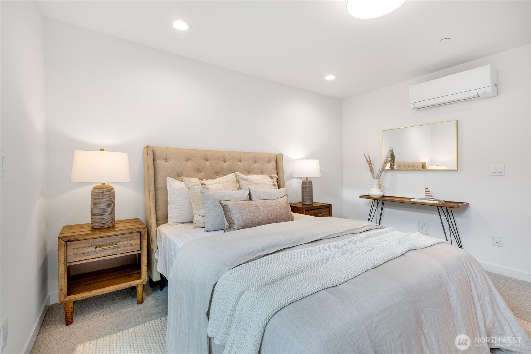 2108 1st Avenue North Seattle, WA 98109 - Photo 20 of 30