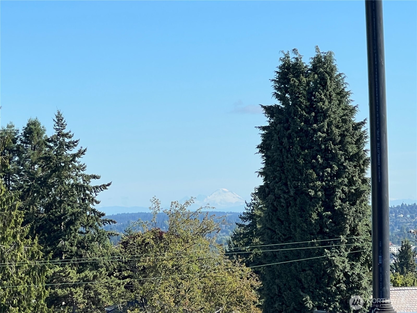 2108 1st Avenue North Seattle, WA 98109 - Photo 27 of 30