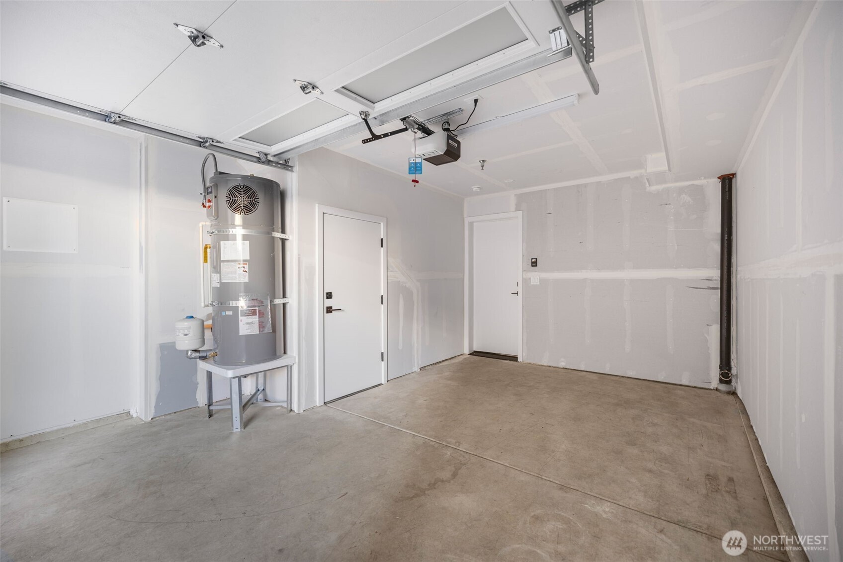 2108 1st Avenue North Seattle, WA 98109 - Photo 28 of 30