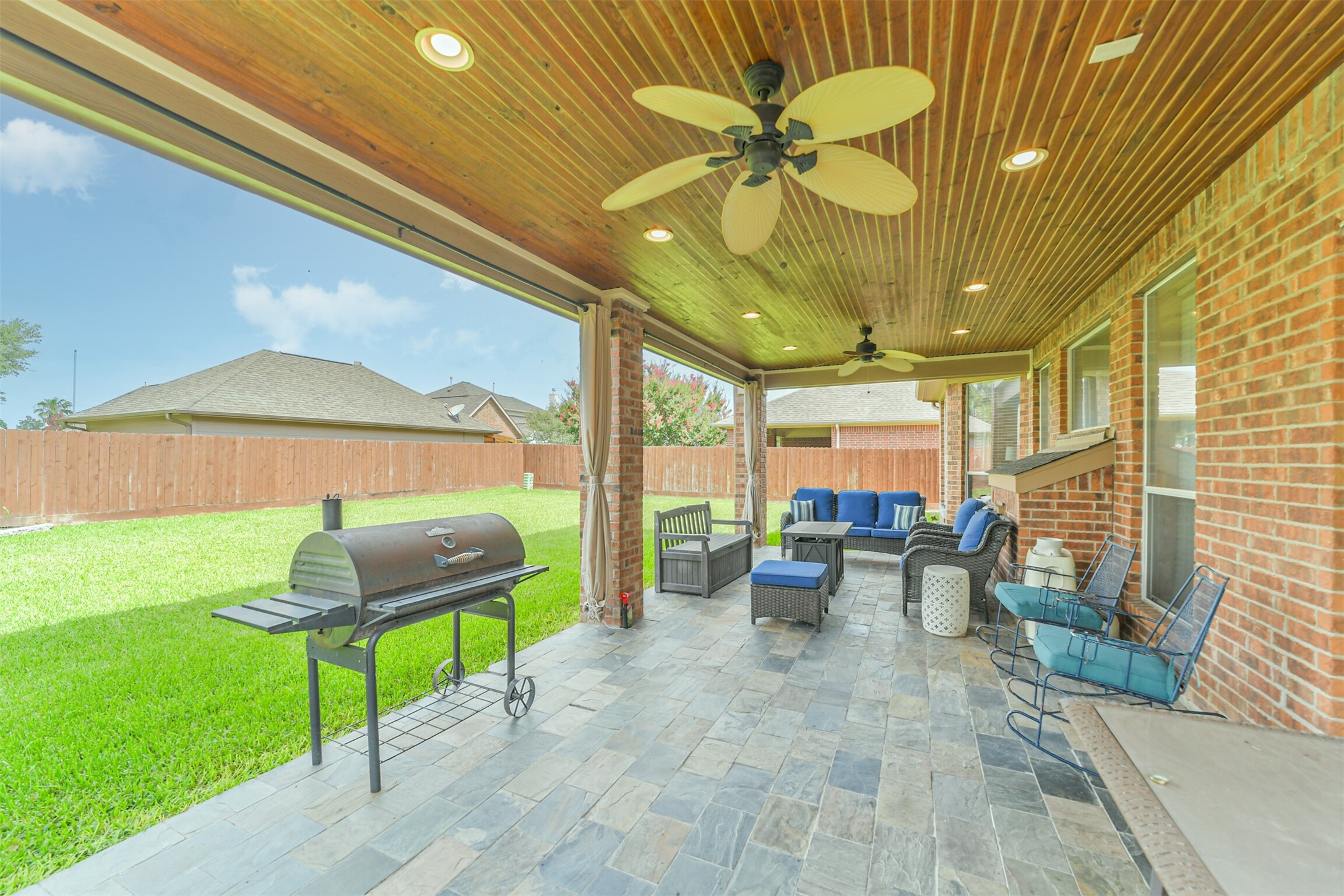 22015 Bridgestone Eagle Court Spring, TX 77388 - Photo 45 of 48