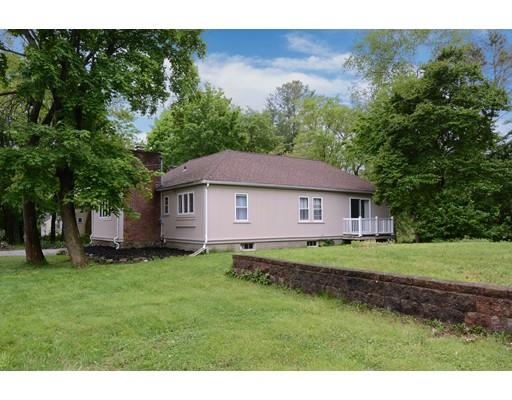 27 Pemberton Road Topsfield, MA 01983 - Photo 3 of 31 Gallery Image 3