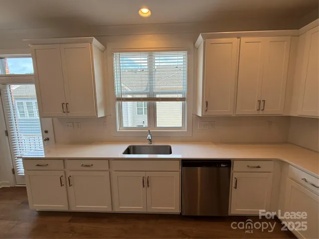 $2,650 | 222 Gilead Road, Huntersville, NC 28078