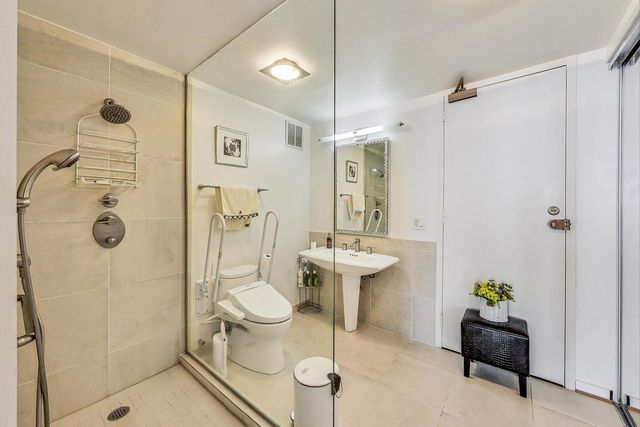 $3,300,000 | 505 North Lake Shore Drive, Unit 5106510751085109, Chicago, IL 60611