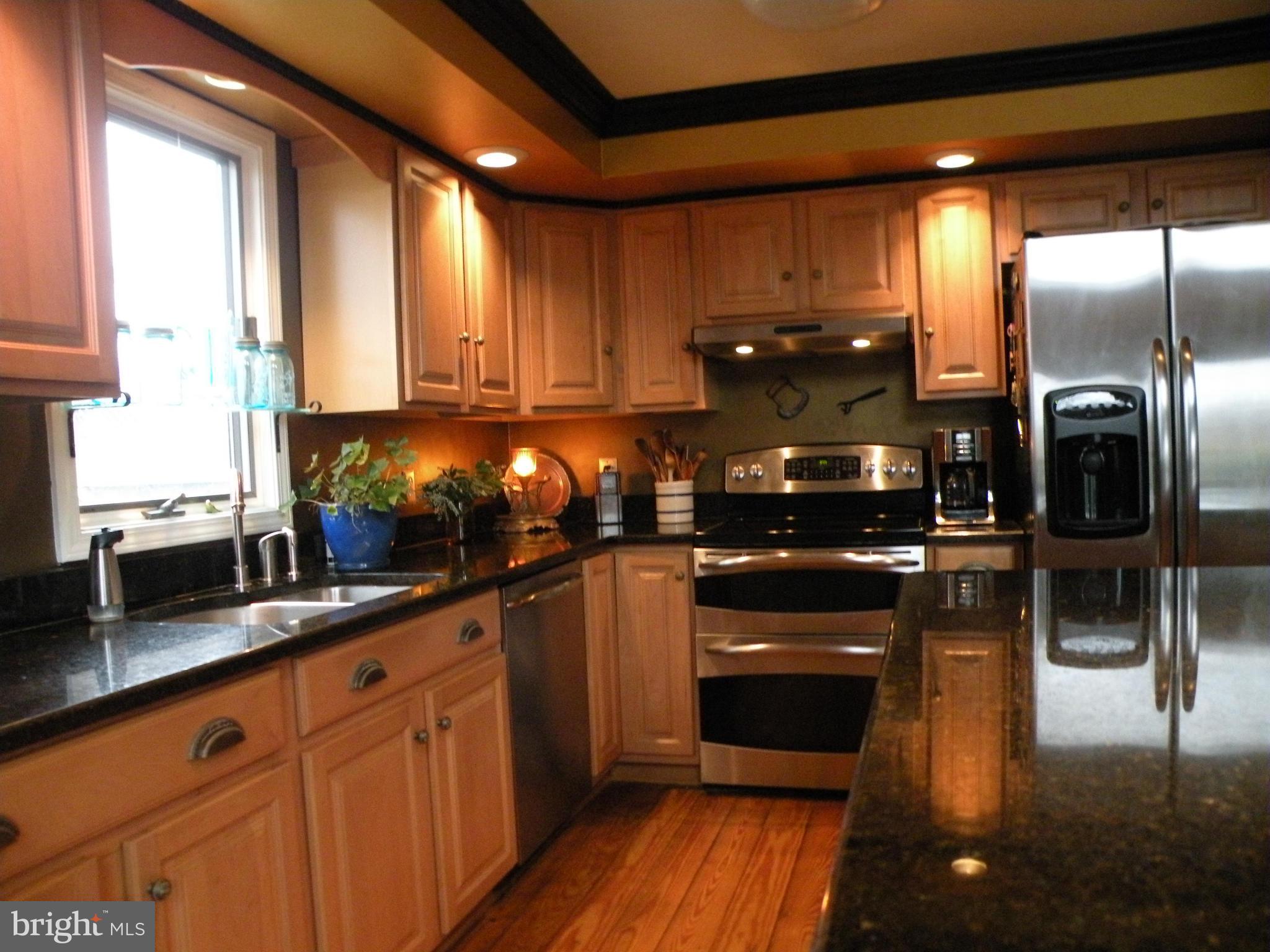 10592 Cliff Mills Road Marshall, VA 20115 - Photo 3 of 30 Kitchen
