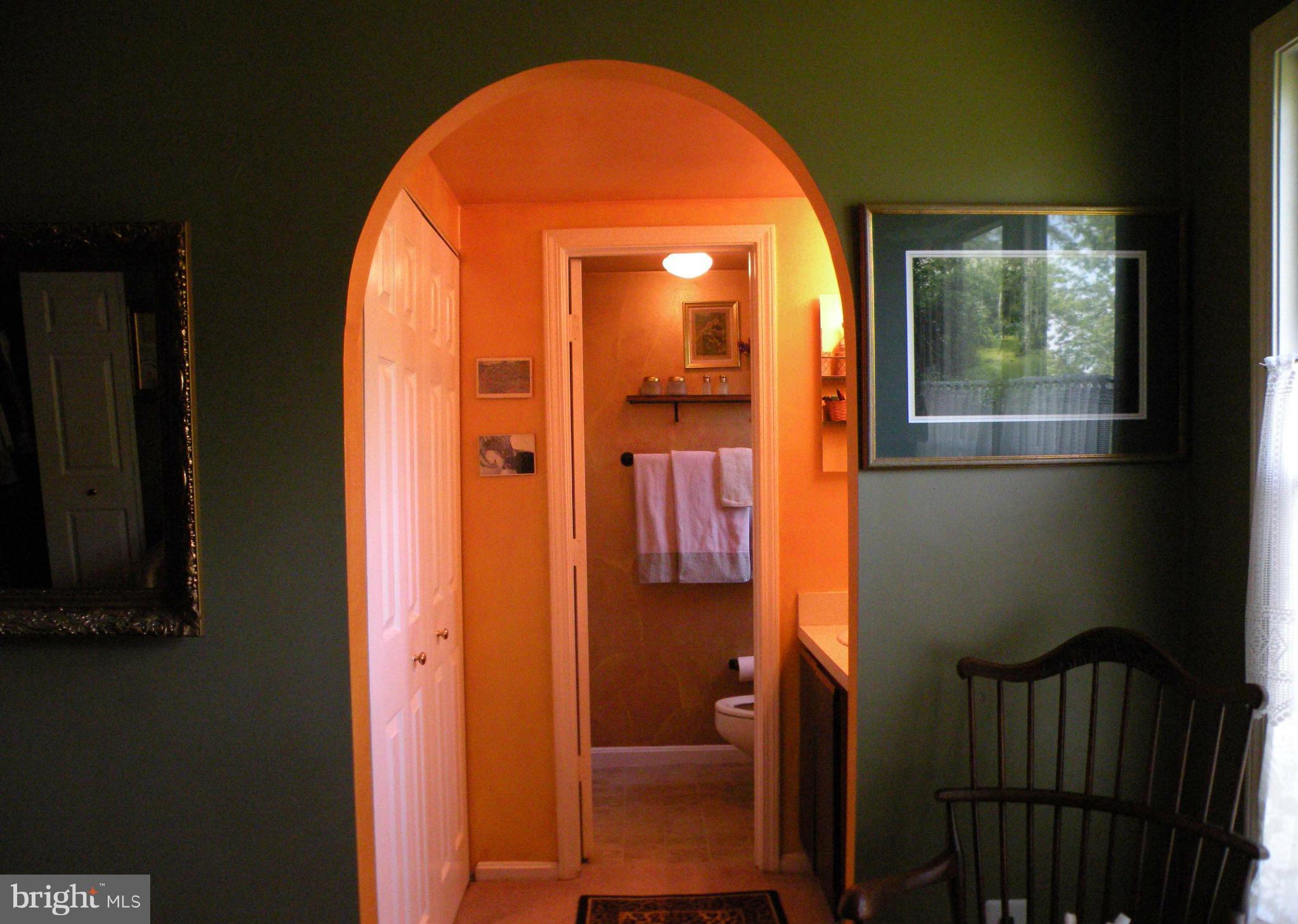 10592 Cliff Mills Road Marshall, VA 20115 - Photo 7 of 30 Bath (Master)