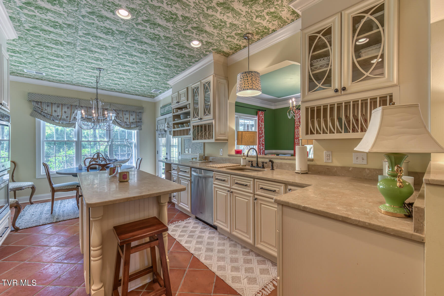 2416 Edinburgh Channel Road Kingsport, TN 37664 - Photo 11 of 52 Edinburgh Photo 11