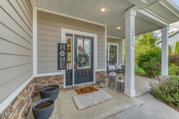 $570,000 | 2416 Edinburgh Channel Road, Kingsport, TN 37664