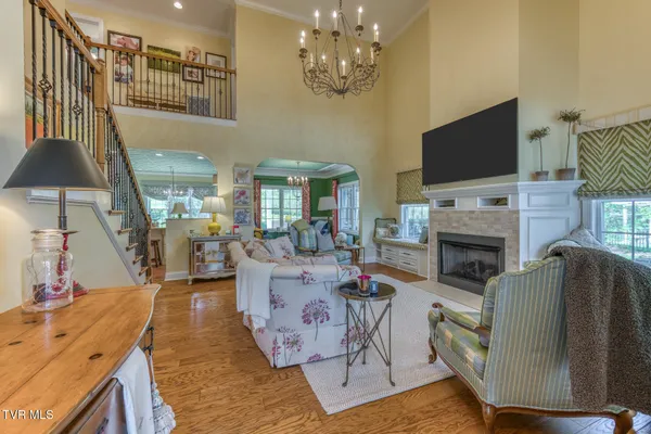 $570,000 | 2416 Edinburgh Channel Road, Kingsport, TN 37664