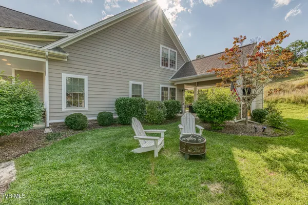 $570,000 | 2416 Edinburgh Channel Road, Kingsport, TN 37664