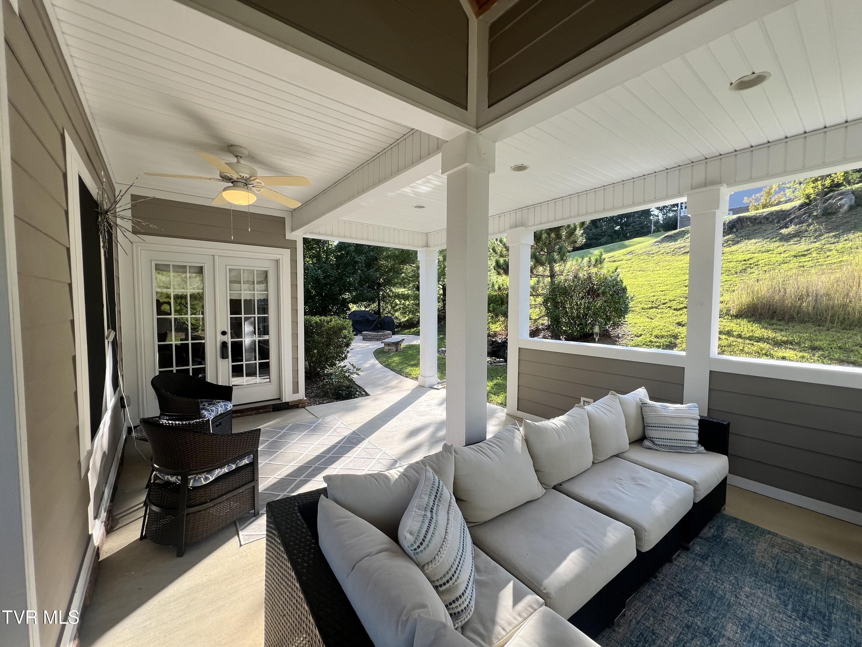 2416 Edinburgh Channel Road Kingsport, TN 37664 - Photo 53 of 60 Outdoor 3