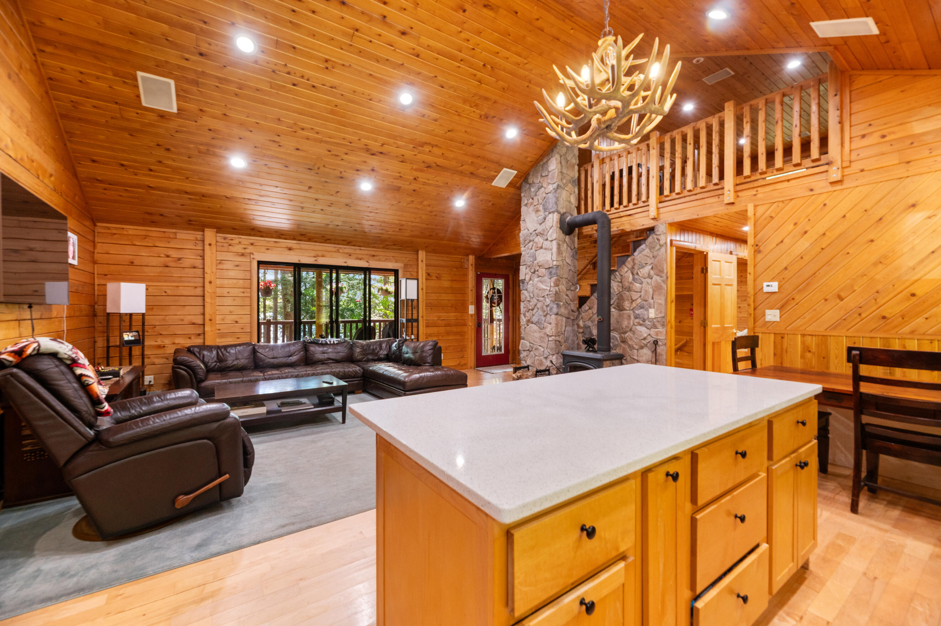 5 Canoe Court Millinocket, ME 04462 - Photo 14 of 55 DSC_2670