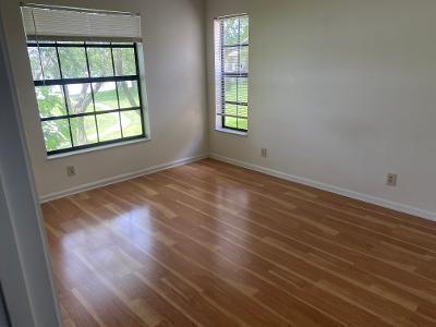 2900 Olivewood Terrace, Unit 2060 Boca Raton, FL 33431 - Photo 8 of 12 MAster Bedroom1