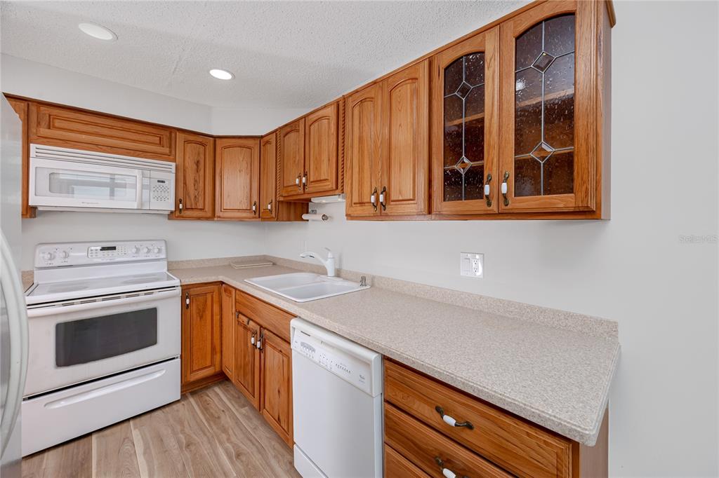 7100 Sunset Way, Unit 810 St. Pete Beach, FL 33706 - Photo 10 of 48