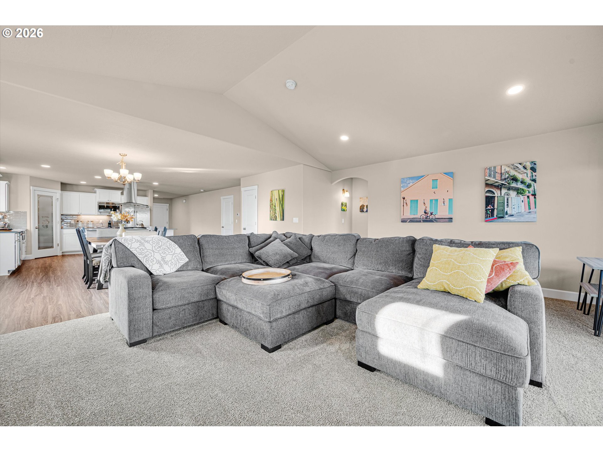 475 South 10th Street Monroe, OR 97456 - Photo 19 of 46 Living Room