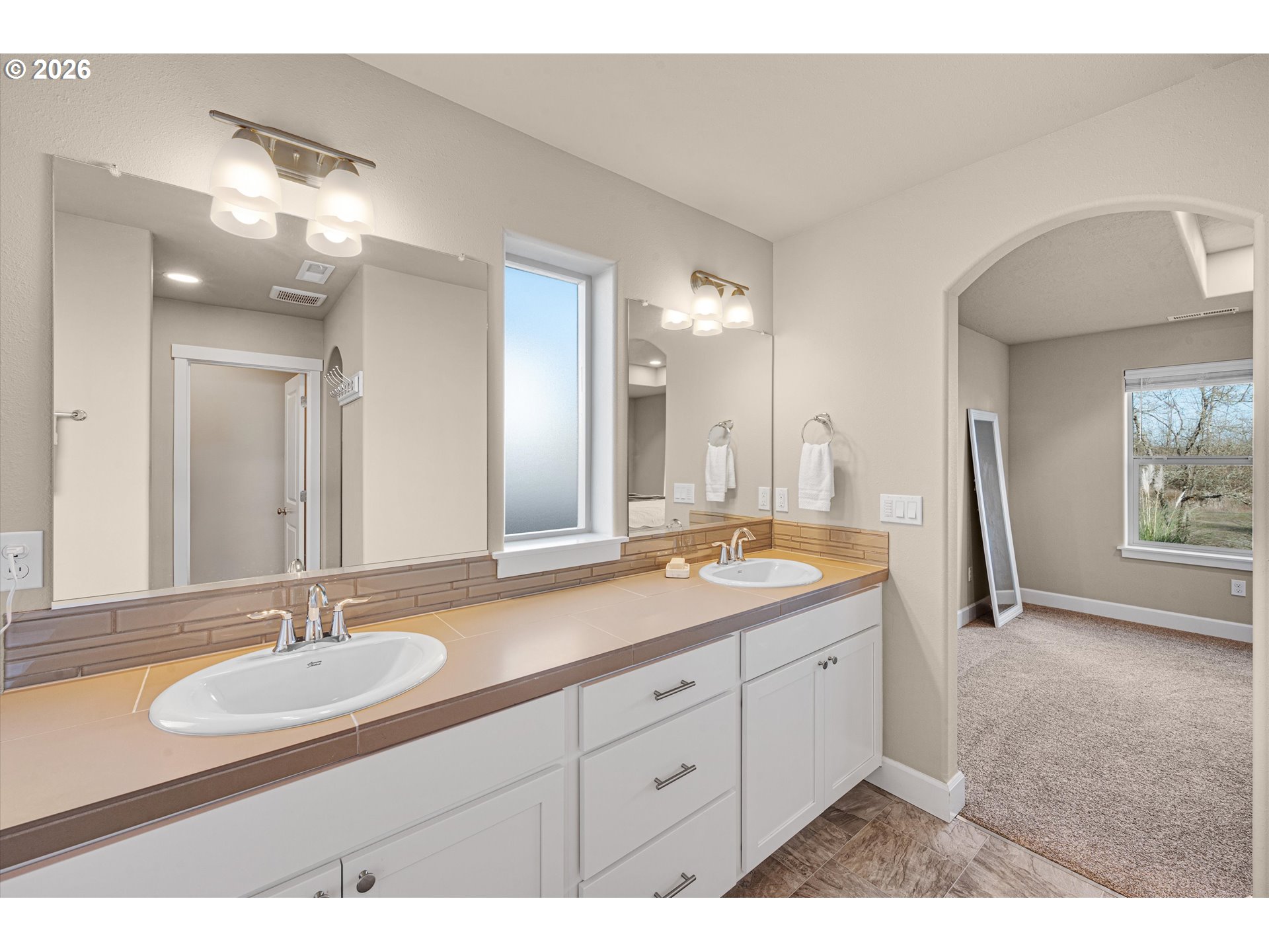 475 South 10th Street Monroe, OR 97456 - Photo 28 of 46 Attached Bathroom #1