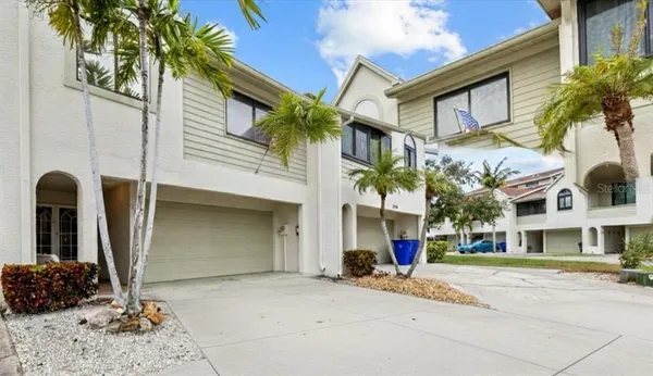 $3,800 | 2392 Hanover Drive, Dunedin, FL 34698