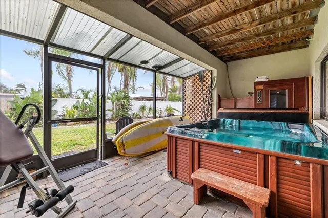 $3,800 | 2392 Hanover Drive, Dunedin, FL 34698