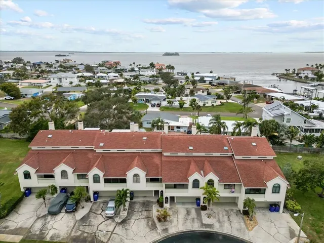 $3,800 | 2392 Hanover Drive, Dunedin, FL 34698