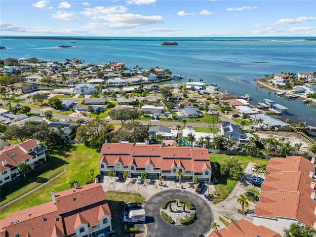 $3,800 | 2392 Hanover Drive, Dunedin, FL 34698