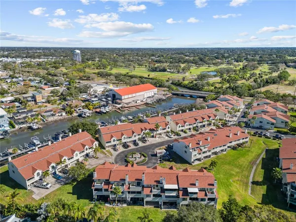 $3,800 | 2392 Hanover Drive, Dunedin, FL 34698