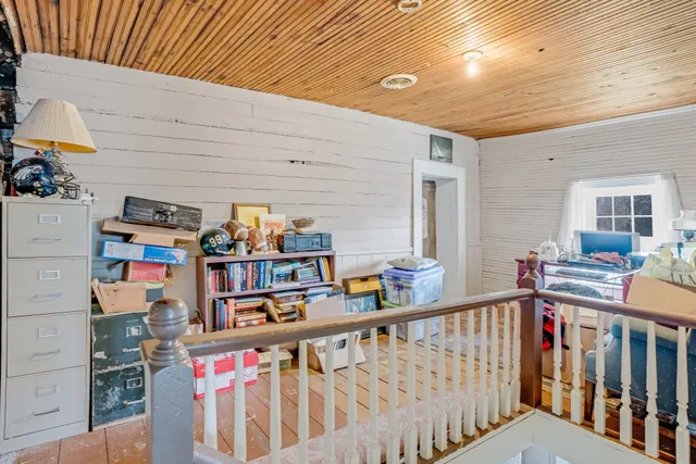 $665,000 | 2360 7 Mile Ferry Road, Clarksville, TN 37040