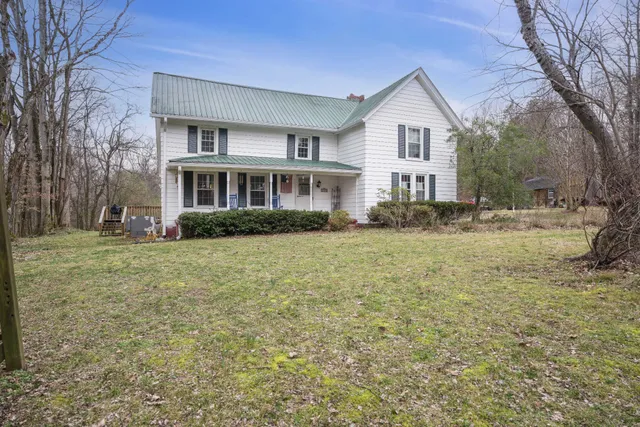 $665,000 | 2360 7 Mile Ferry Road, Clarksville, TN 37040
