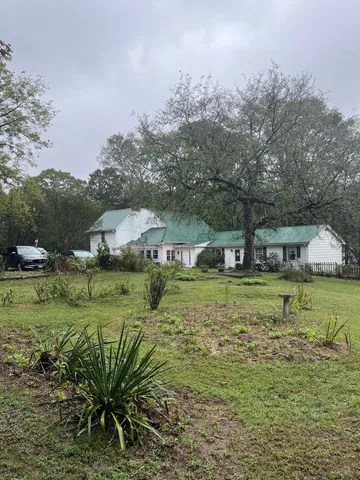 $665,000 | 2360 7 Mile Ferry Road, Clarksville, TN 37040